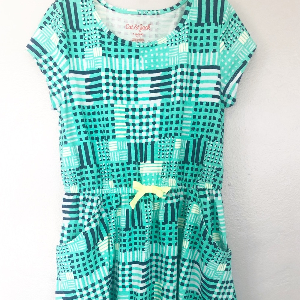 Girls dress